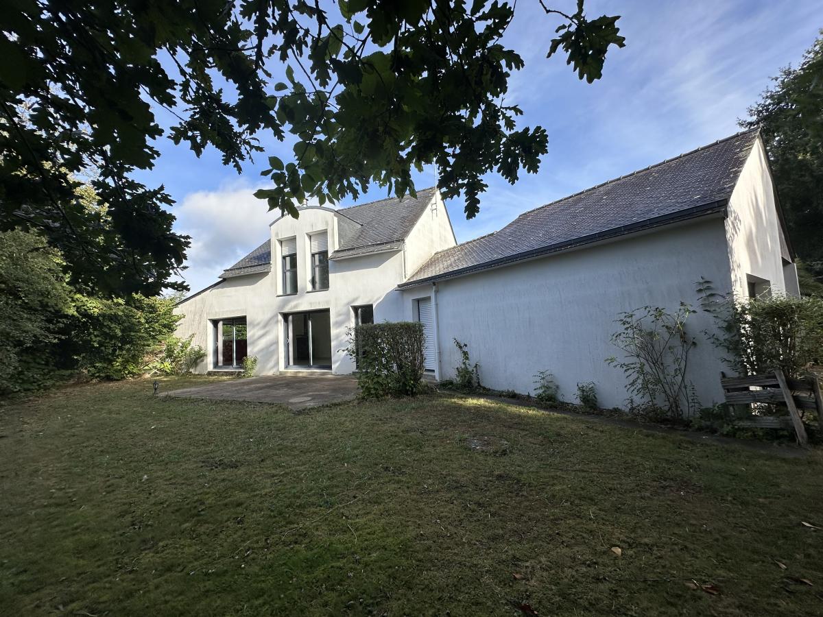Maison 5 pièces 126 m² · à Calan · 126 m² · 335 240 €