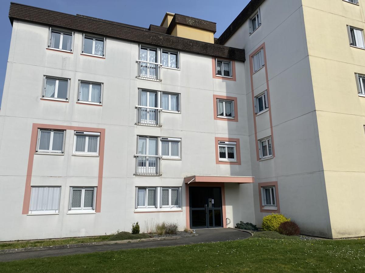Appartement 2 pièces 60 m² · à Elbeuf · 59,7 m² · 65 000 €