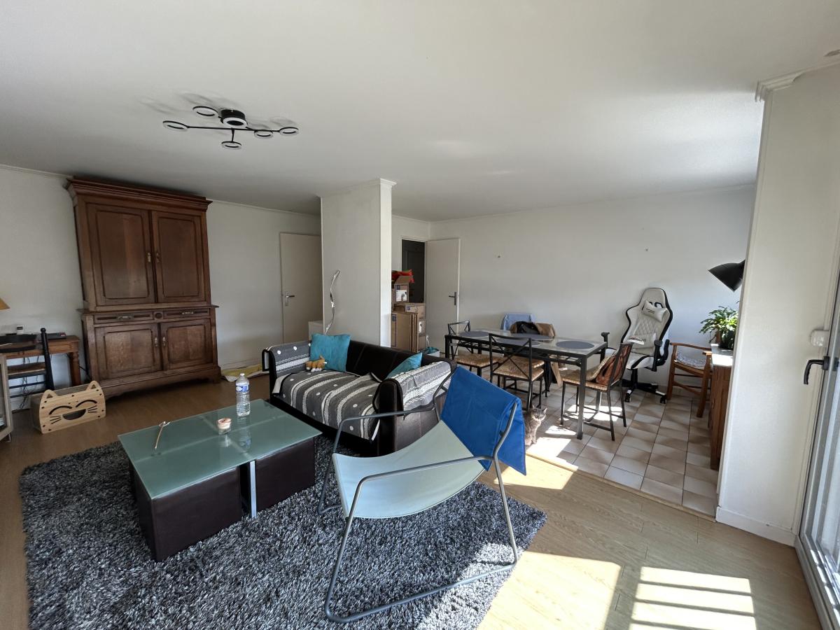 Appartement 84 m² · à Déville-lès-Rouen · 84 m² · 605 €/mois