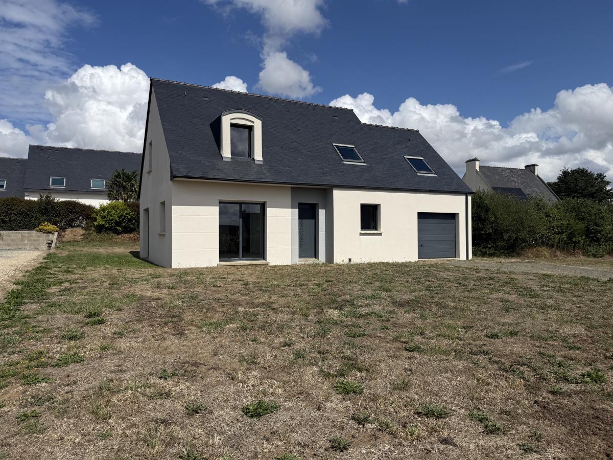 Maison 103 m² · à Plounéventer · 102,9 m² · 274 450 €