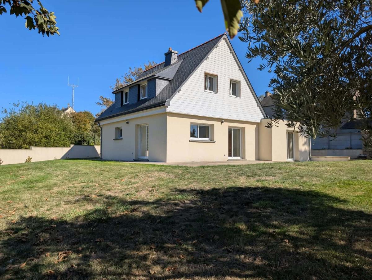 Maison 5 pièces 133 m² · à Trébeurden · 133 m² · 447 200 €