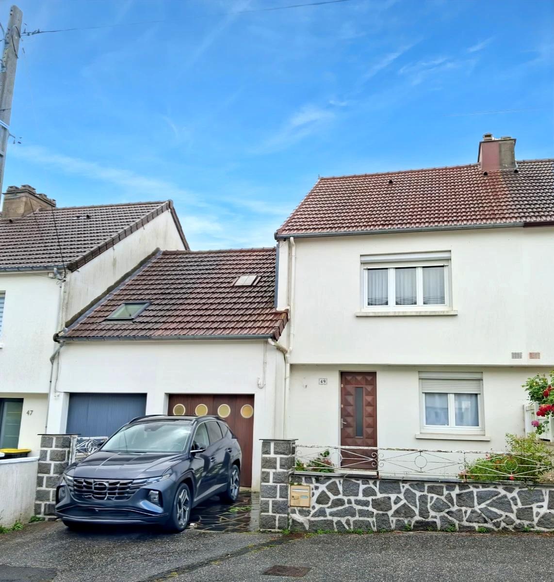 Maison 6 pièces 100 m² · à Cherbourg-en-Cotentin · 100 m² · 204 186 €