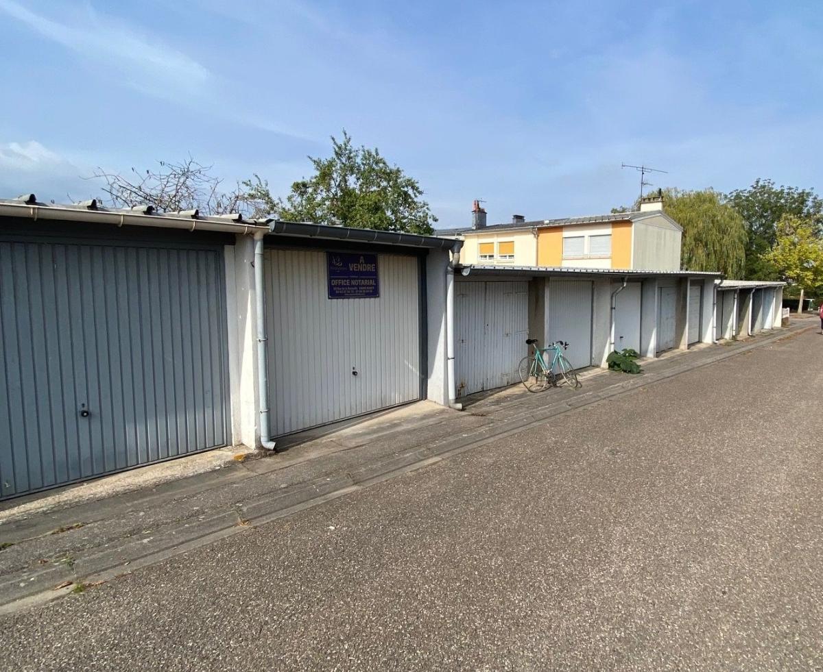 Parking 16 m² · à Tomblaine · 16 m² · 10 000 €