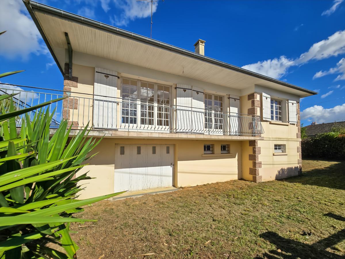 Maison 5 pièces 98 m² · à Saint-Ouën-des-Toits · 98 m² · 130 750 €
