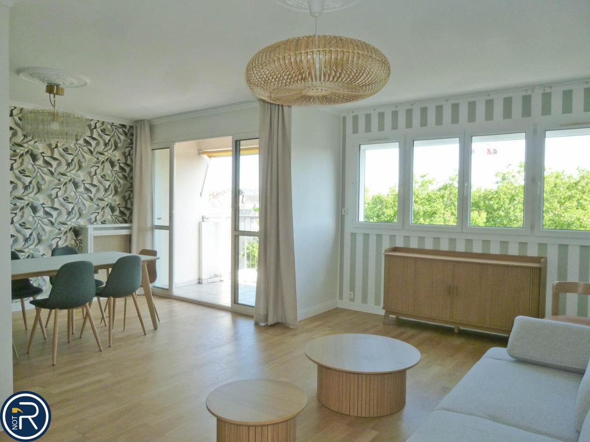 Appartement 5 pièces 97 m² · à Laval · 97,1 m² · 900 €/mois