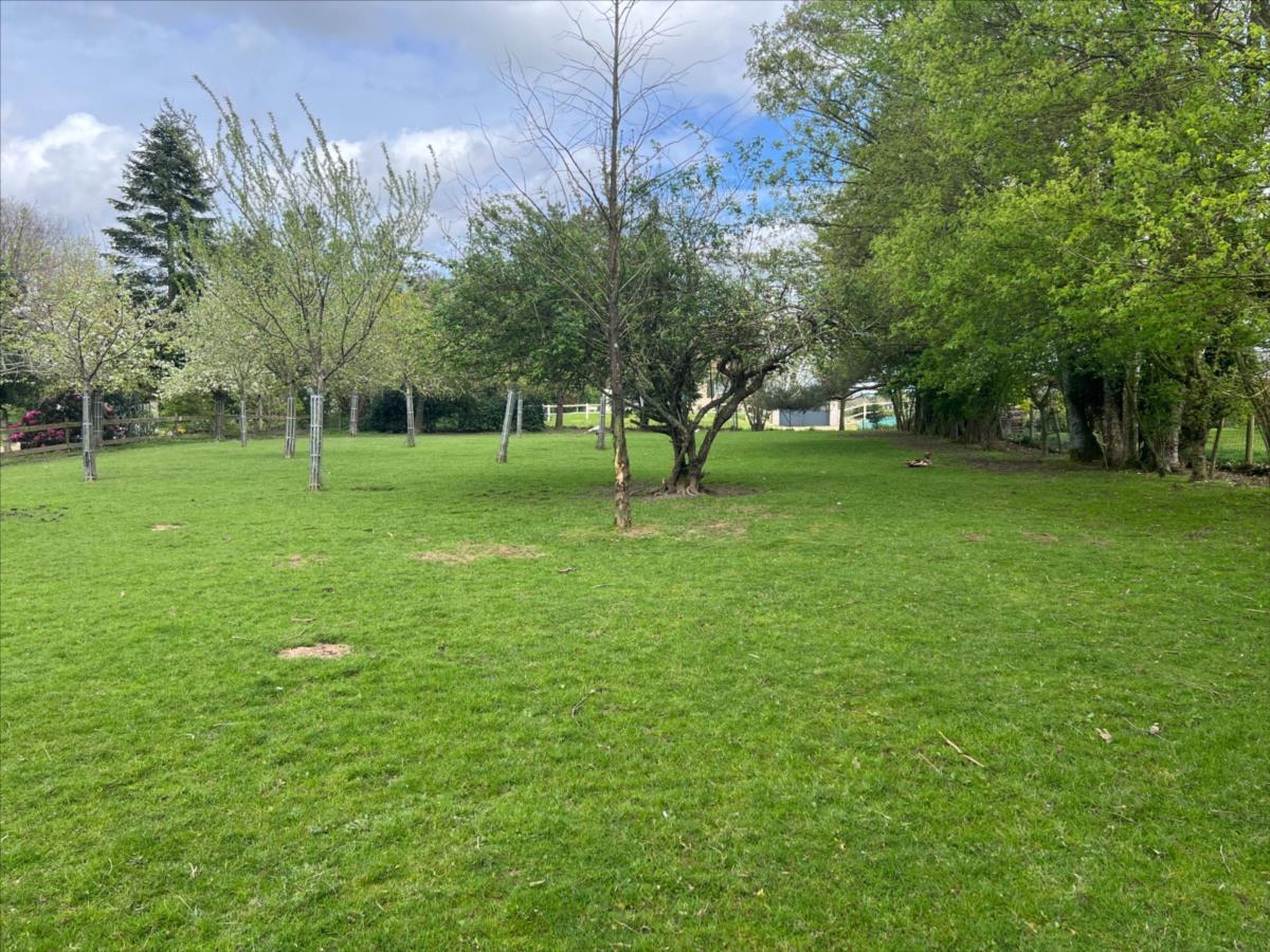 TERRAIN A BATIR 1061m² · au Bocasse · 89 900 €