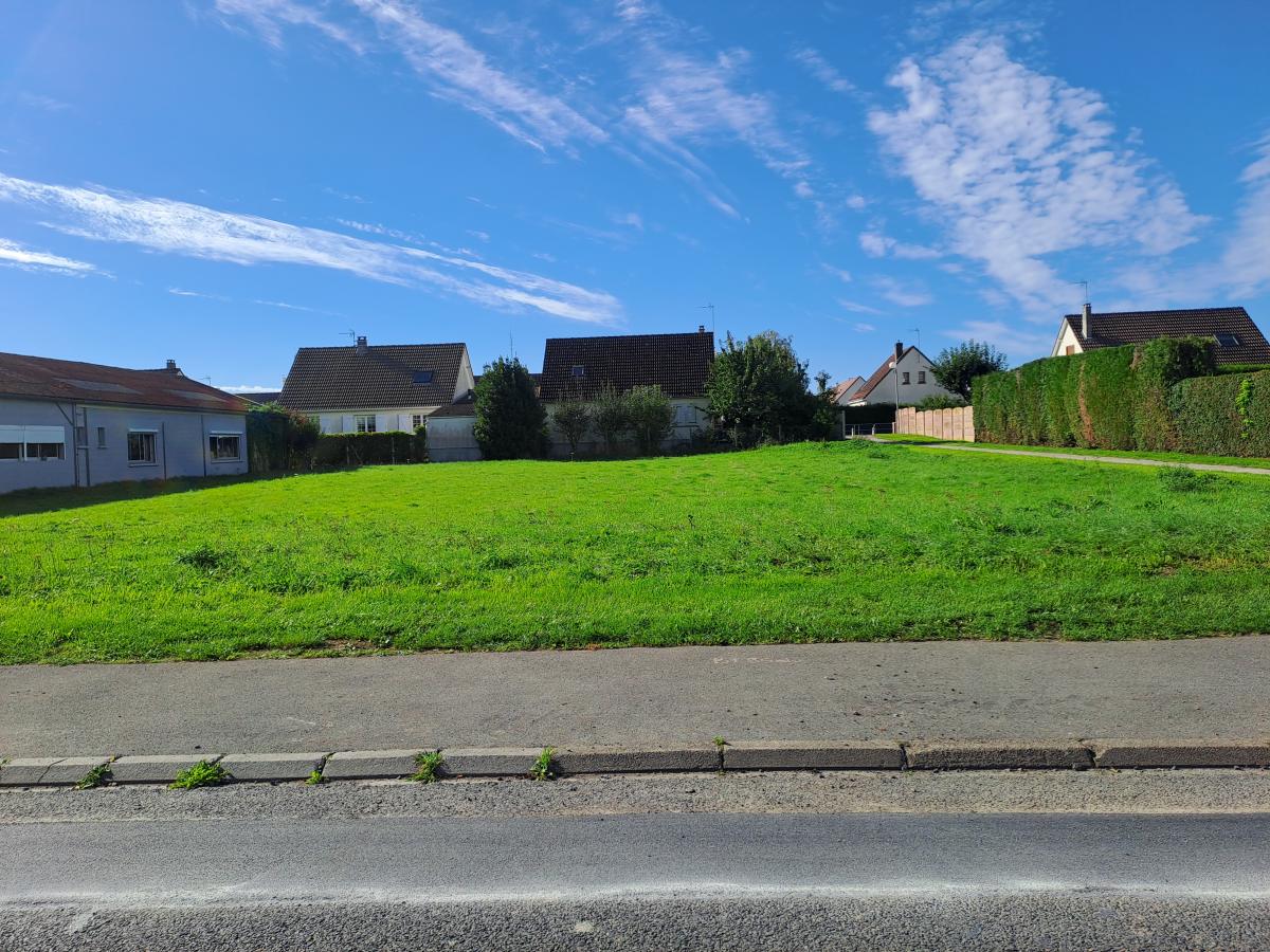 TERRAIN A BATIR A FRIVILLE ESCARBOTIN · à Friville-Escarbotin · 71 500 €