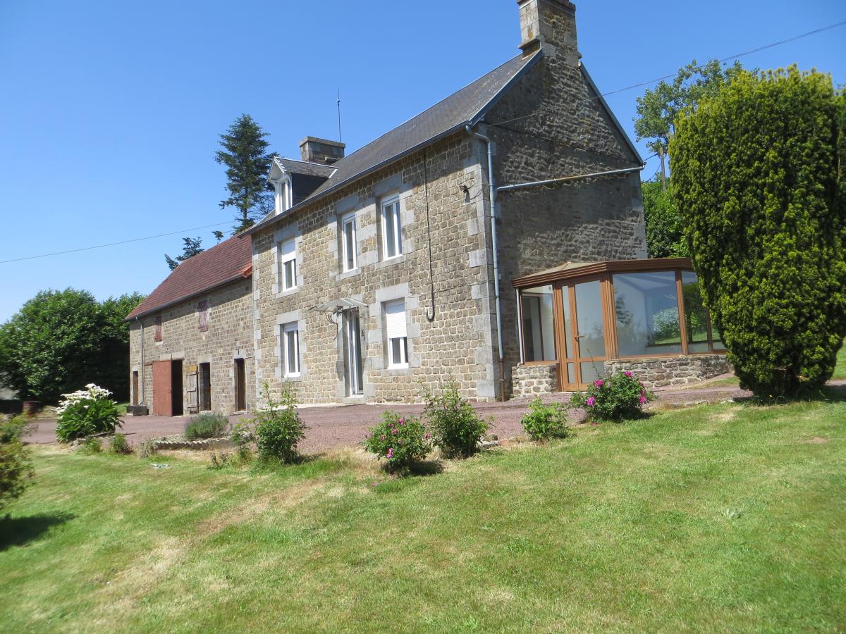 Maison 5 pièces 100 m² · à Saint-Aubin-des-Bois · 100 m² · 168 800 €