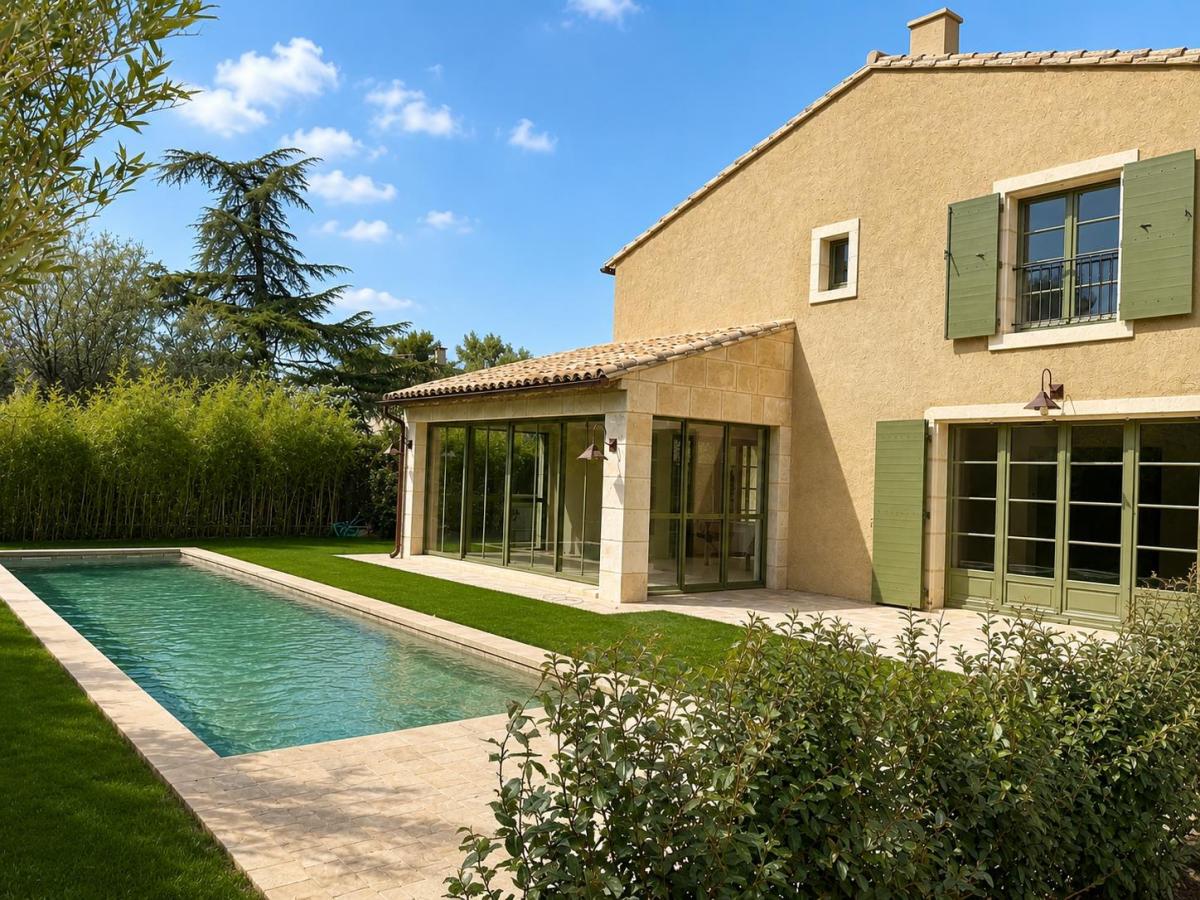 Maison 8 pièces 284 m² · à Eygalières · 284 m² · 2 995 000 €