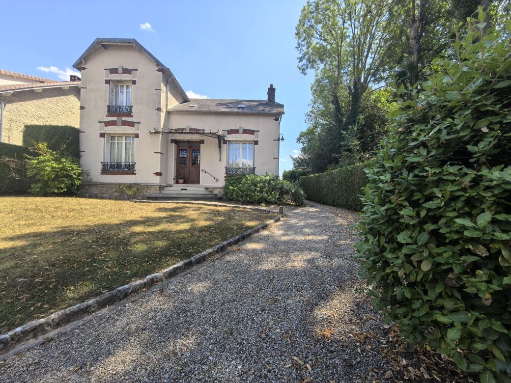 Maison 6 pièces 128 m² · à Magny-en-Vexin · 128 m² · 388 500 €