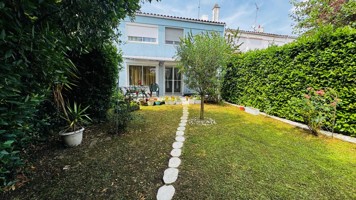 Maison 5 pièces 116 m² · à Fontenay-le-Comte · 116 m² · 169 212 €