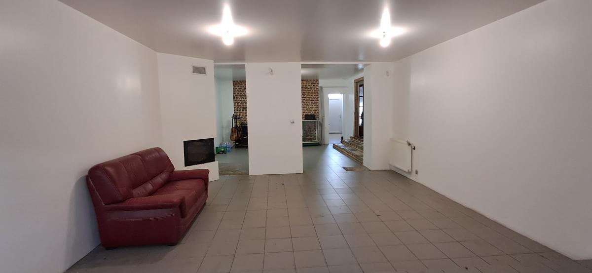 Maison 6 pièces 250 m² · à Wattrelos · 250 m² · 334 000 €