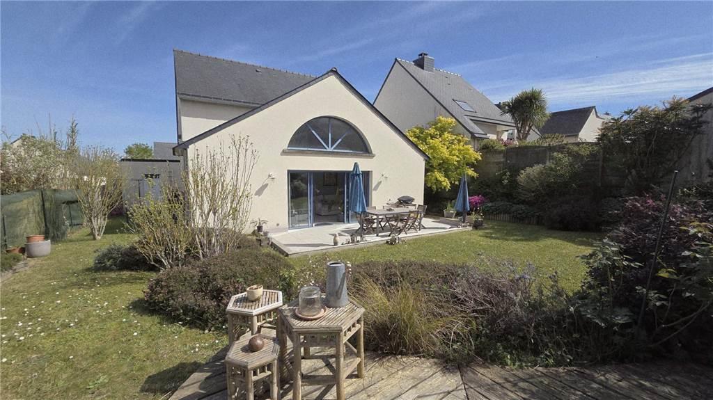 Maison 7 pièces 169 m² · à Noyal-sur-Vilaine · 169 m² · 471 000 €