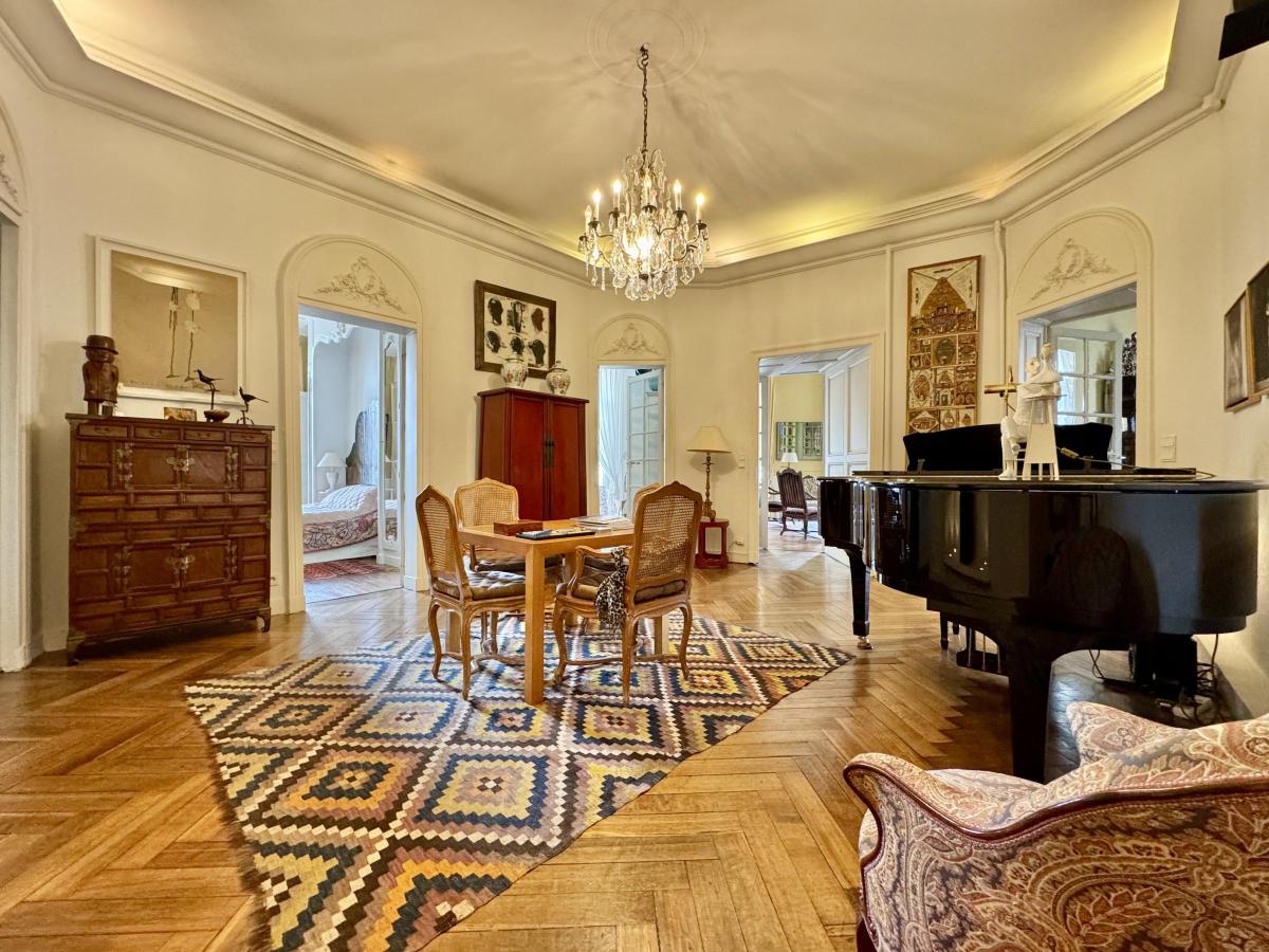 Appartement 7 pièces 237 m² · à Nantes · 237 m² · 875 000 €