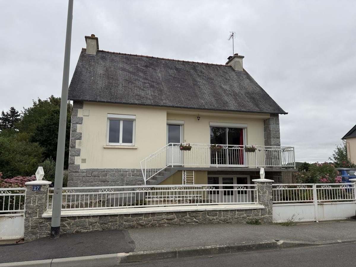 Maison 2 pièces 132 m² · à Plémet · 132 m² · 136 000 €