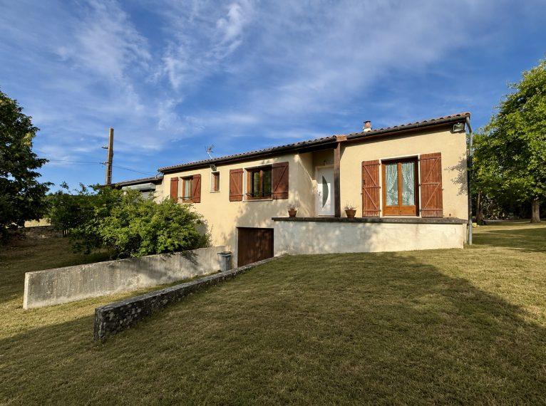 Maison 4 pièces 102 m² · à Valence-en-Poitou · 102 m² · 159 000 €