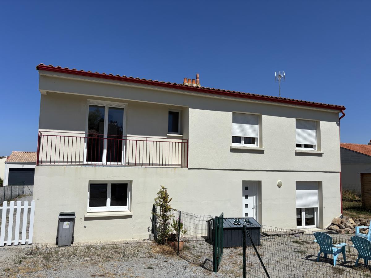 Maison 4 pièces 80 m² · à Bellevigny · 79,6 m² · 161 150 €