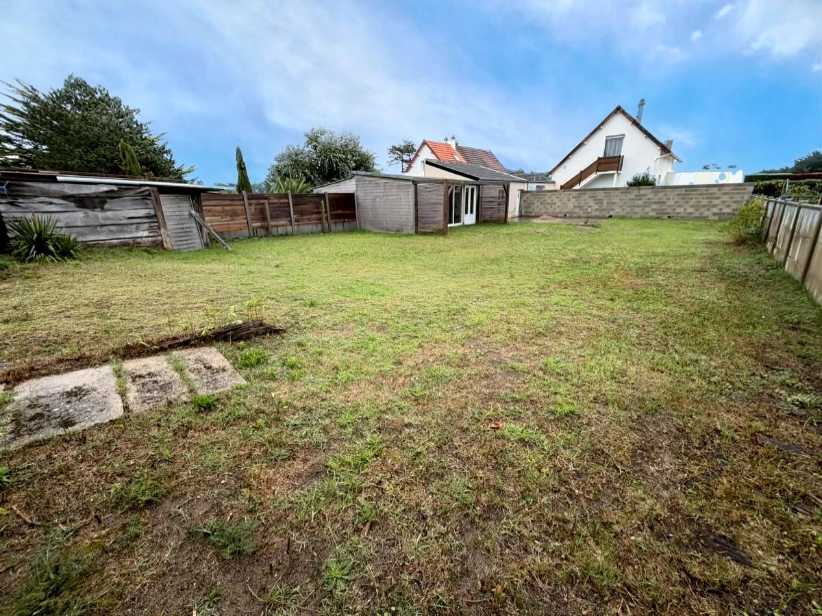 Terrain 421 m² · à Port-Bail-sur-Mer · 115 760 €