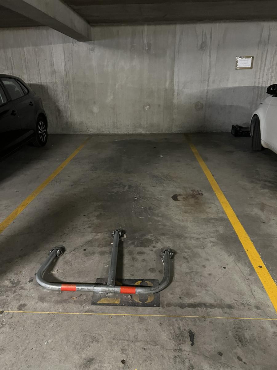 Parking 12 m² · à Toulouse · 12 m² · 24 000 €