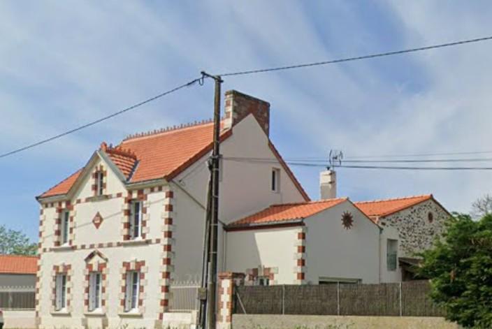 Maison 6 pièces 243 m² · à Saint-Philbert-de-Grand-Lieu · 242,8 m² · 164 928 €