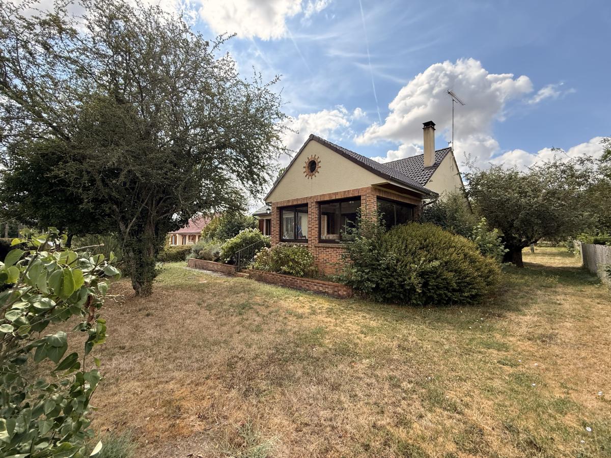 Maison 7 pièces 162 m² · à La Chapelle-Saint-Sépulcre · 162 m² · 148 000 €