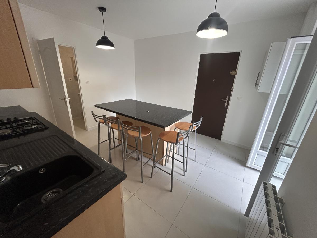 Appartement 2 pièces 37 m² · à Auneau-Bleury-Saint-Symphorien · 37 m² · 590 €/mois