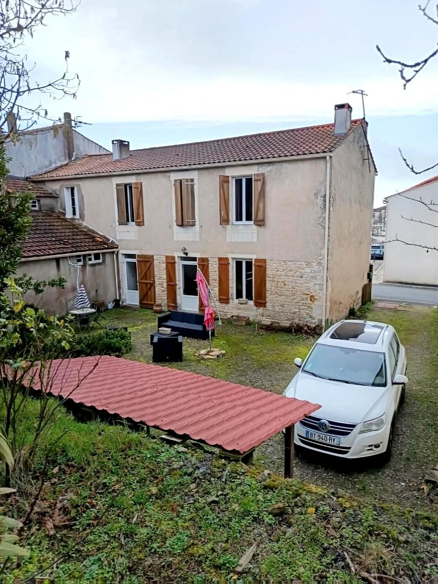 Maison 5 pièces 135 m² · à Grues · 134,7 m² · 214 200 €