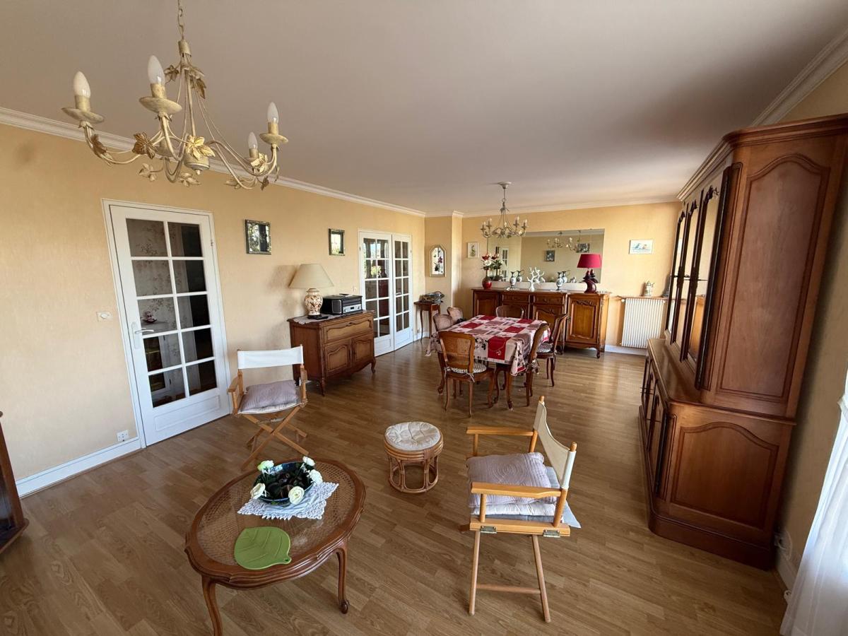 Appartement 4 pièces 90 m² · à Joué-lès-Tours · 90 m² · 179 900 €