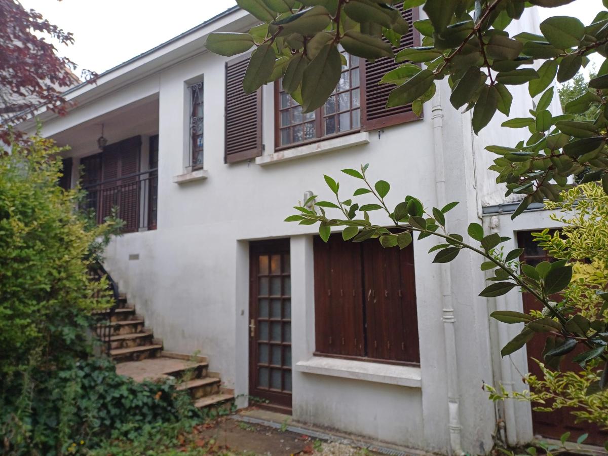 Maison 6 pièces 160 m² · à Les Sorinières · 160 m² · 261 400 €