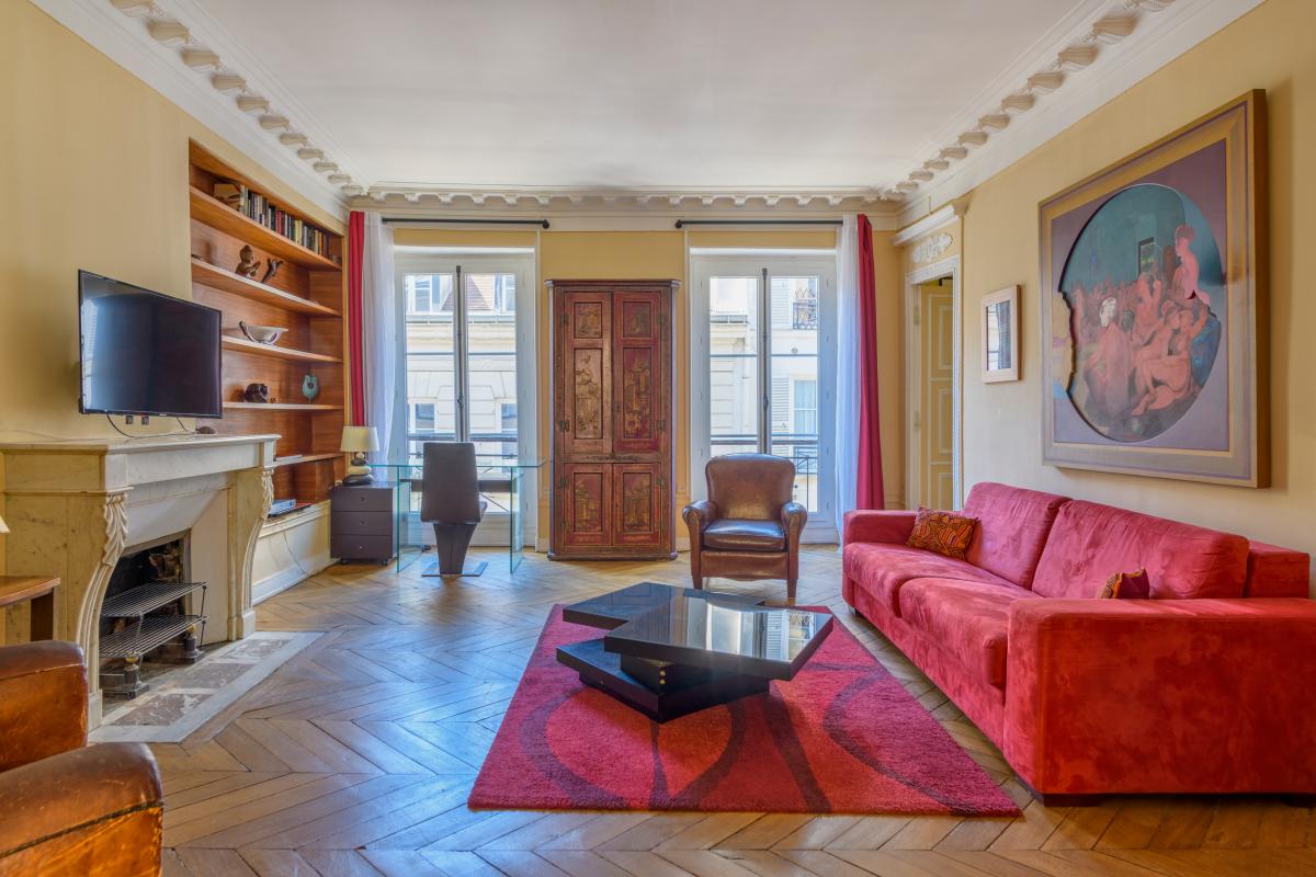 Appartement 4 pièces 126 m² · à Paris 9e Arrondissement · 126,1 m² · 1 237 000 €
