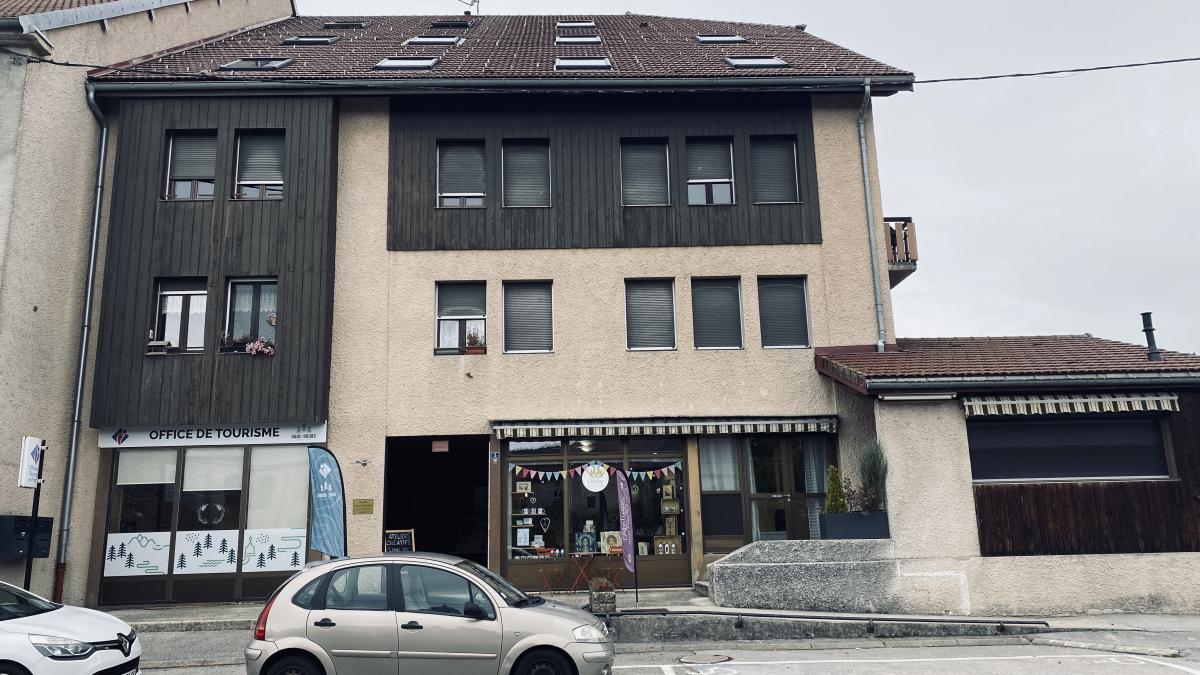 Appartement 2 pièces 65 m² · à Mouthe · 64,5 m² · 115 000 €