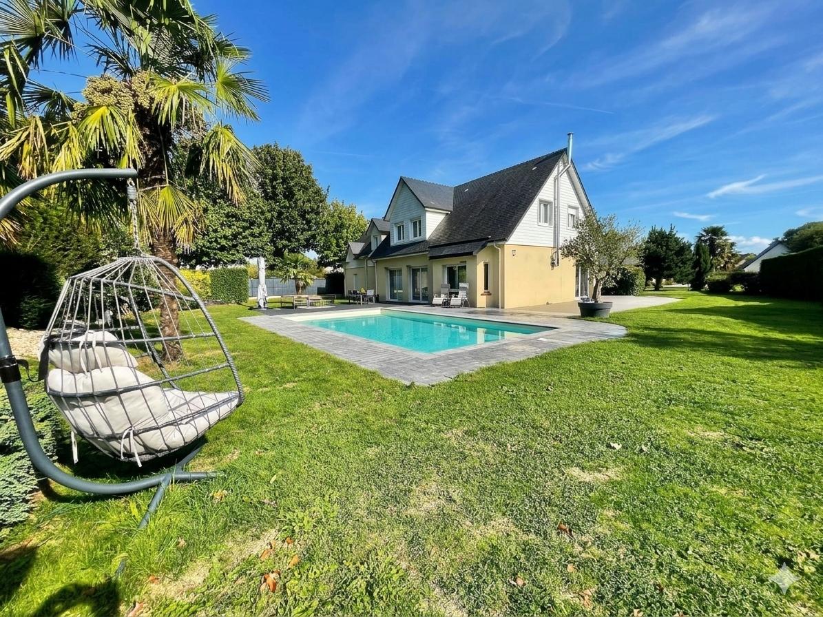 Maison 8 pièces 180 m² · à Isneauville · 180 m² · 609 000 €
