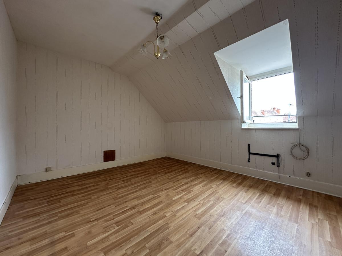 Appartement 3 pièces 40 m² · à Dijon · 39,5 m² · 100 000 €