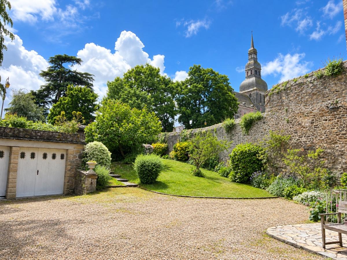 Maison 8 pièces 163 m² · à Dinan · 163 m² · 1 017 830 €