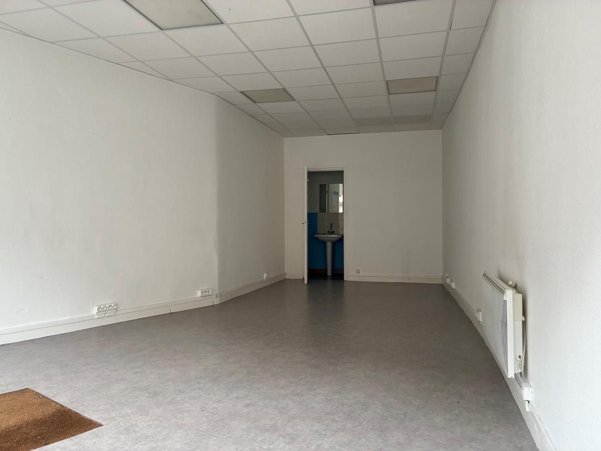 Réseau des notaires · à Albert · 30,8 m² · 600 €/mois
