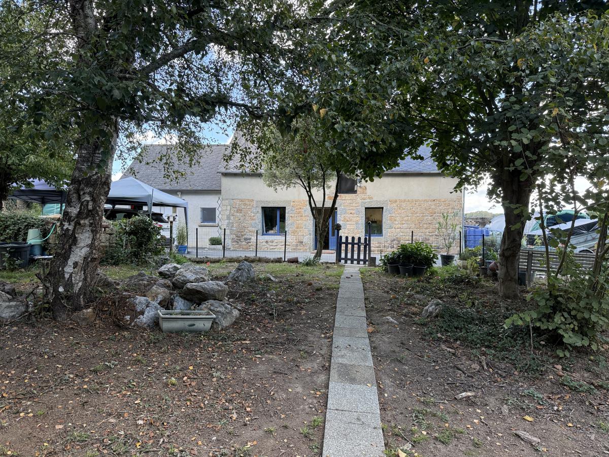 Maison 4 pièces 97 m² · à Laurenan · 96,7 m² · 120 520 €