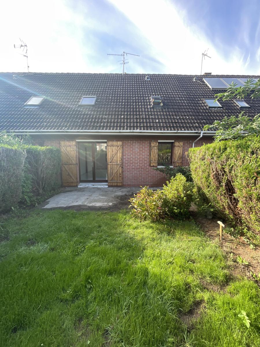 Maison 4 pièces 77 m² · à Lille · 77 m² · 240 000 €