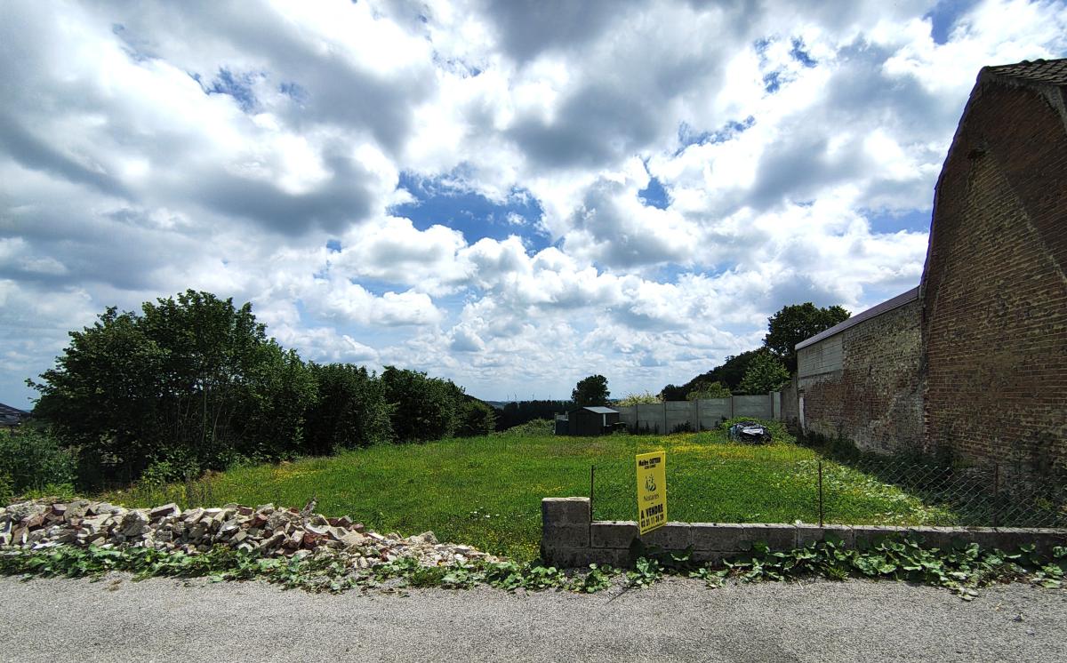 Terrain 461 m² · à Wisques · 43 000 €