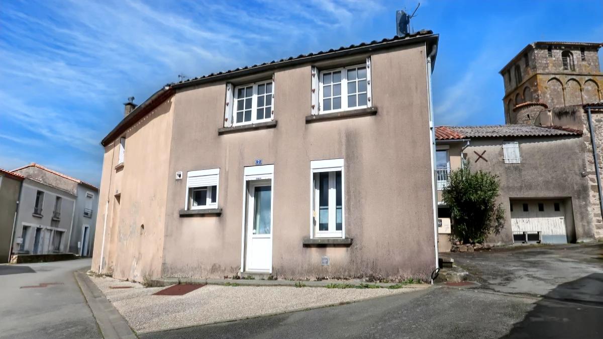 Maison 85 m² · à Pouzauges · 85 m² · 96 300 €
