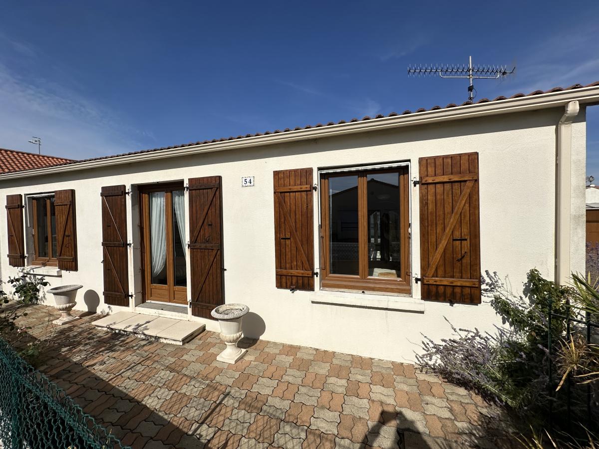 Maison 5 pièces 91 m² · à L'Aiguillon-la-Presqu'Île · 91 m² · 251 600 €