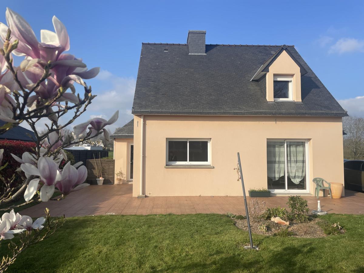 Maison 5 pièces 99 m² · à Séné · 99 m² · 391 400 €