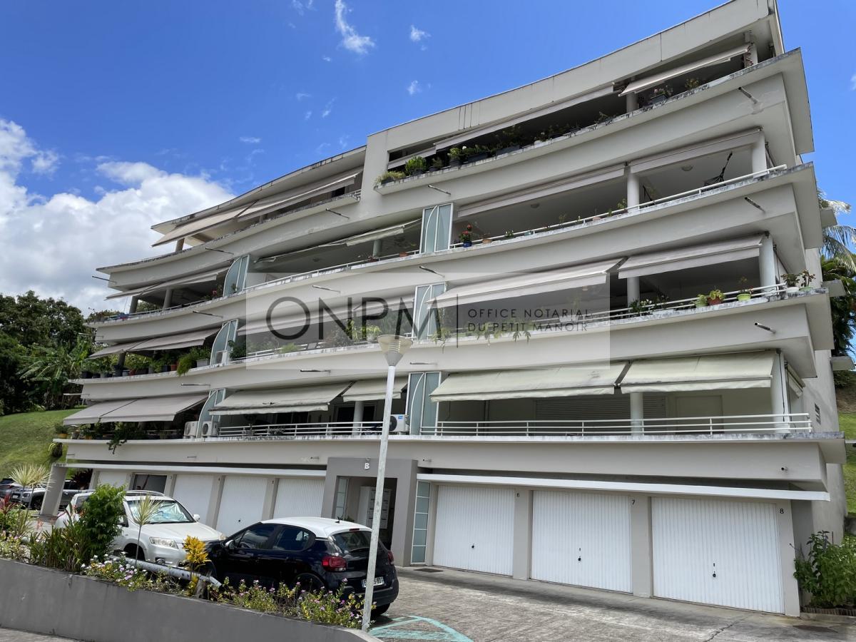 Appartement 3 pièces 76 m² · à Fort-de-France · 76 m² · 390 000 €