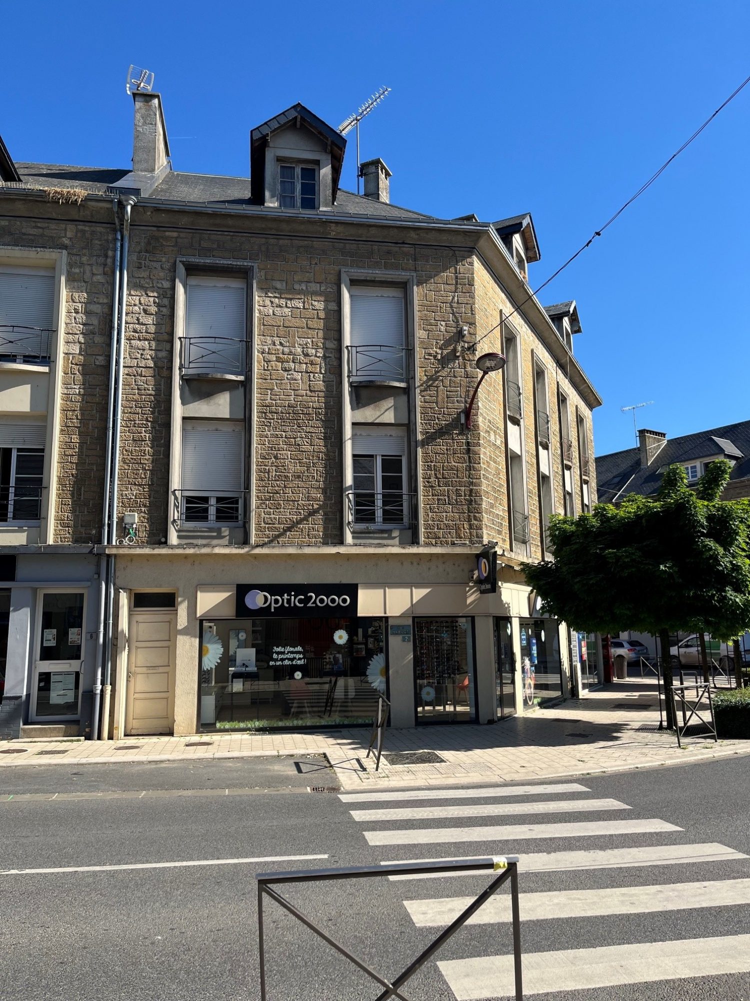 Maison 10 pièces 176 m² · à Carignan · 176 m² · 152 250 €