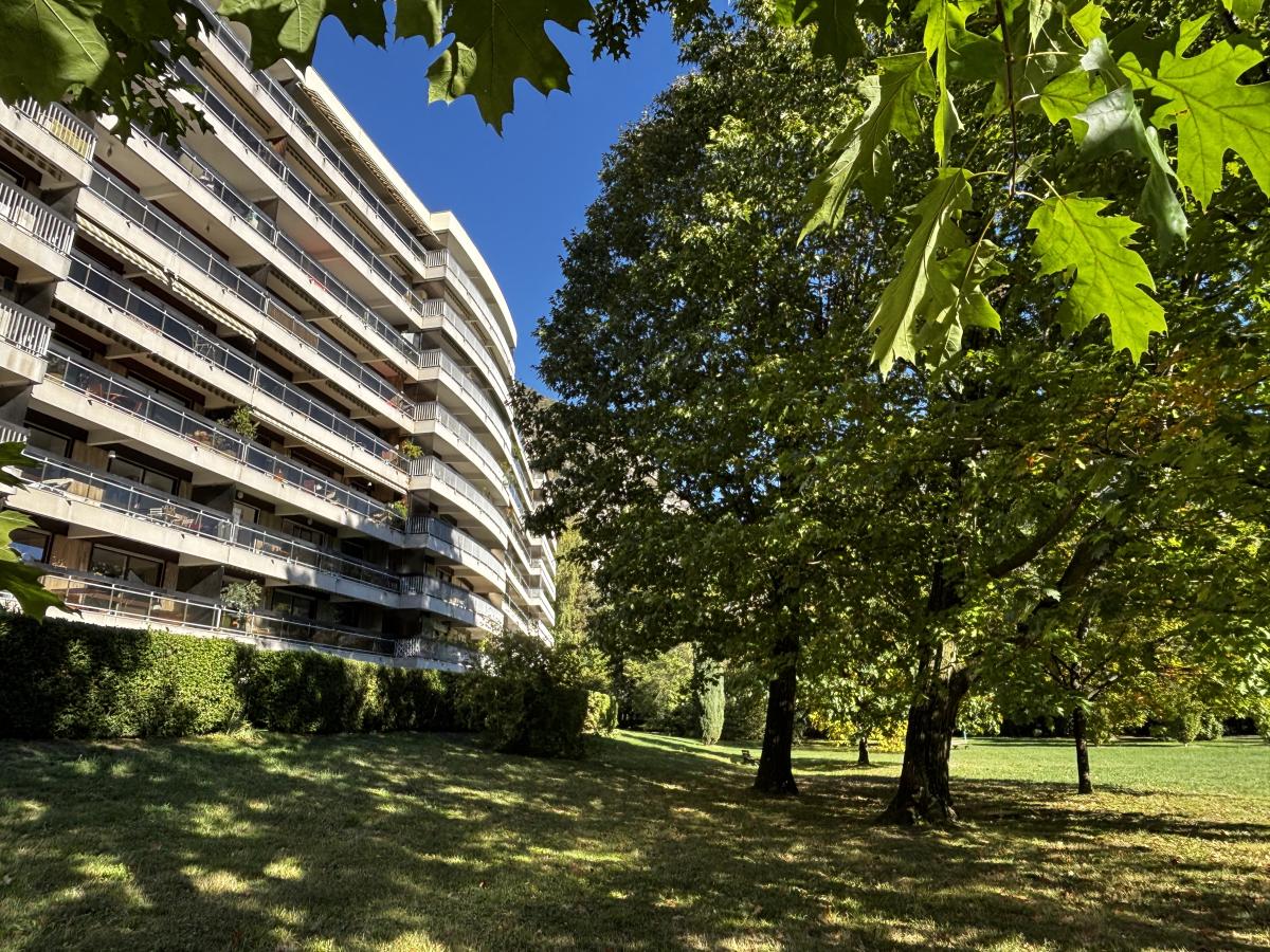 Appartement 2 pièces 65 m² · à Saint-Égrève · 65 m² · 186 854 €