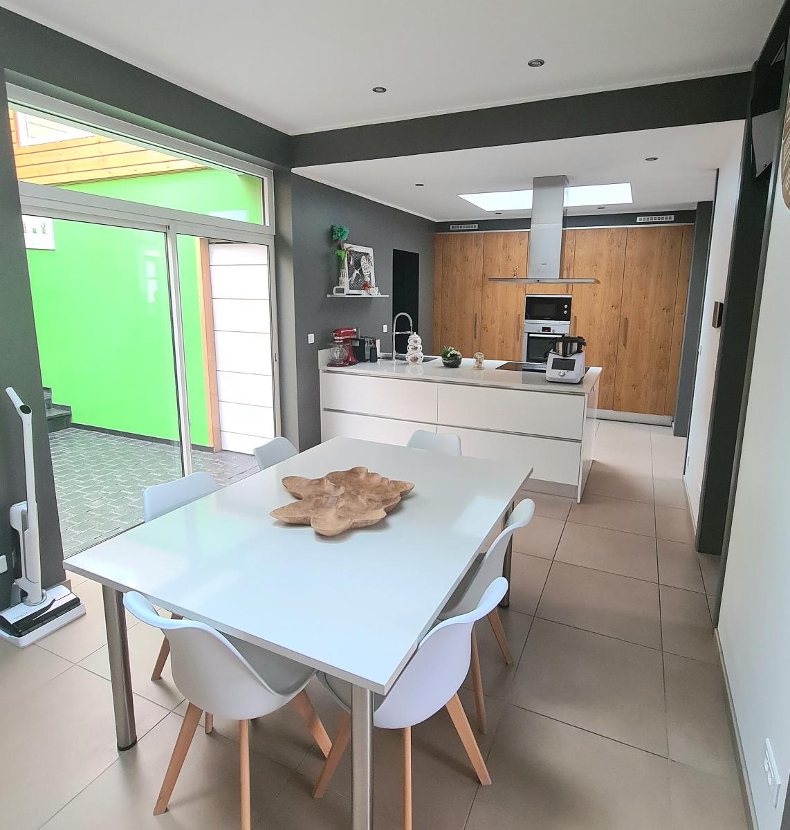 Maison 9 pièces 205 m² · à Quesnoy-sur-Deûle · 205 m² · 515 000 €