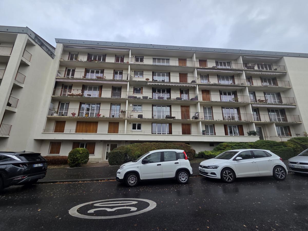 Appartement 4 pièces 87 m² · à Reims · 87,2 m² · 220 000 €