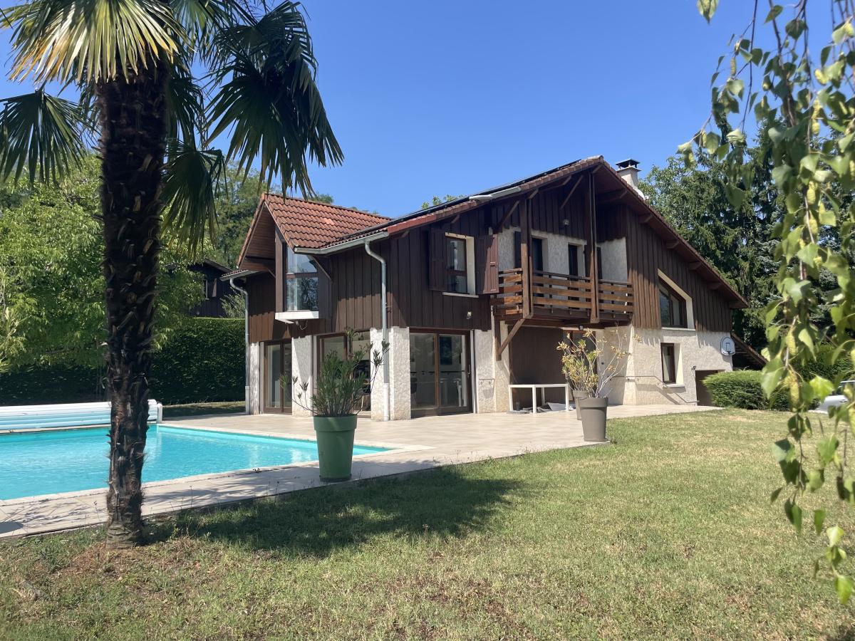 Maison 7 pièces 158 m² · à Saint-Ismier · 158,1 m² · 795 000 €