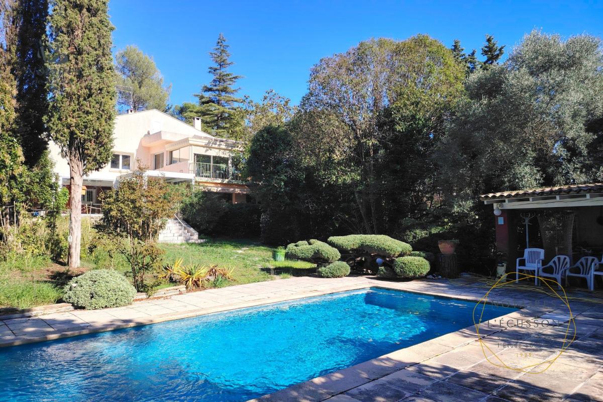 Maison 6 pièces 195 m² · à Montferrier-sur-Lez · 195 m² · 891 750 €