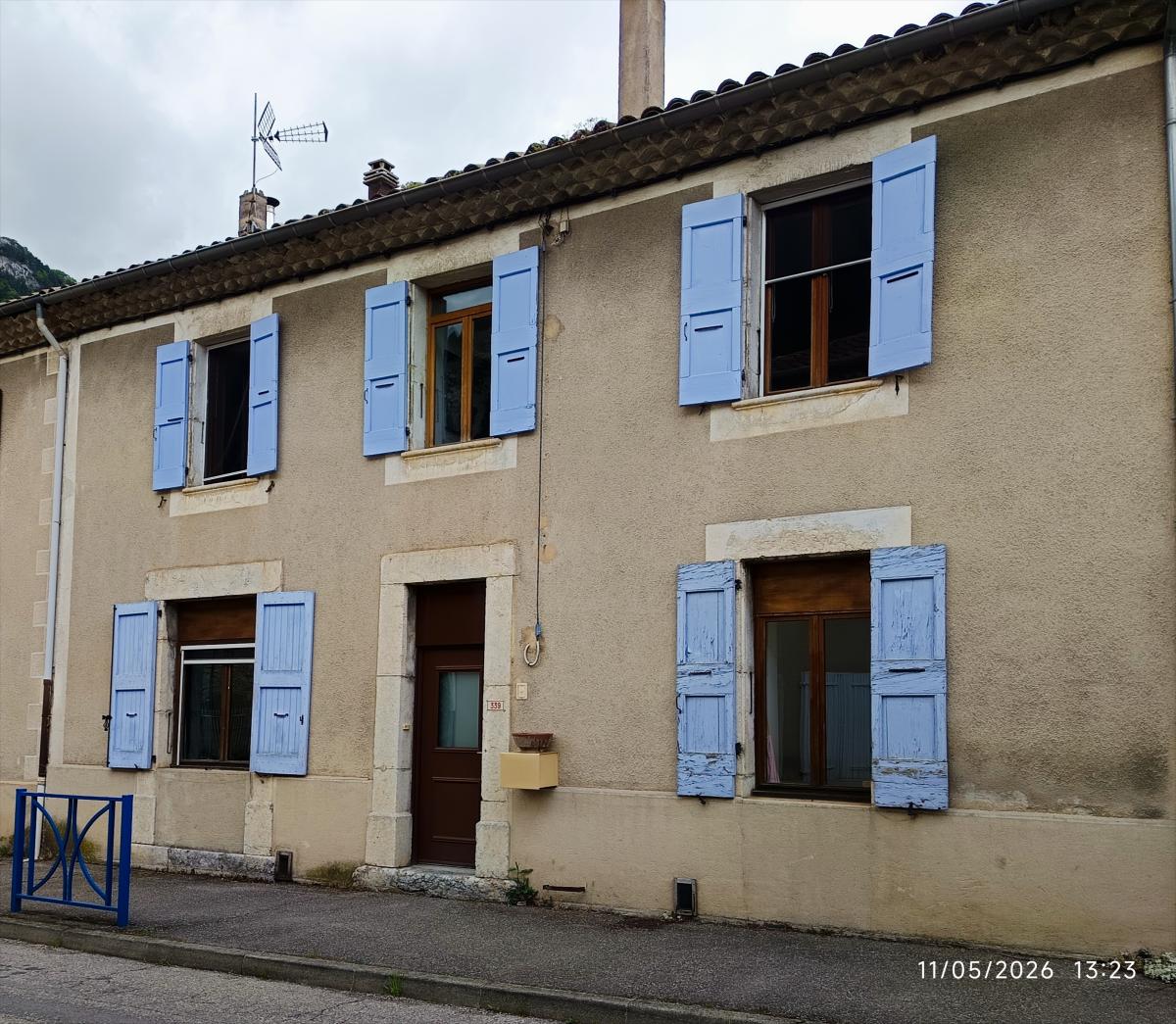 Maison 128 m² · à Luc-en-Diois · 128 m² · 240 000 €