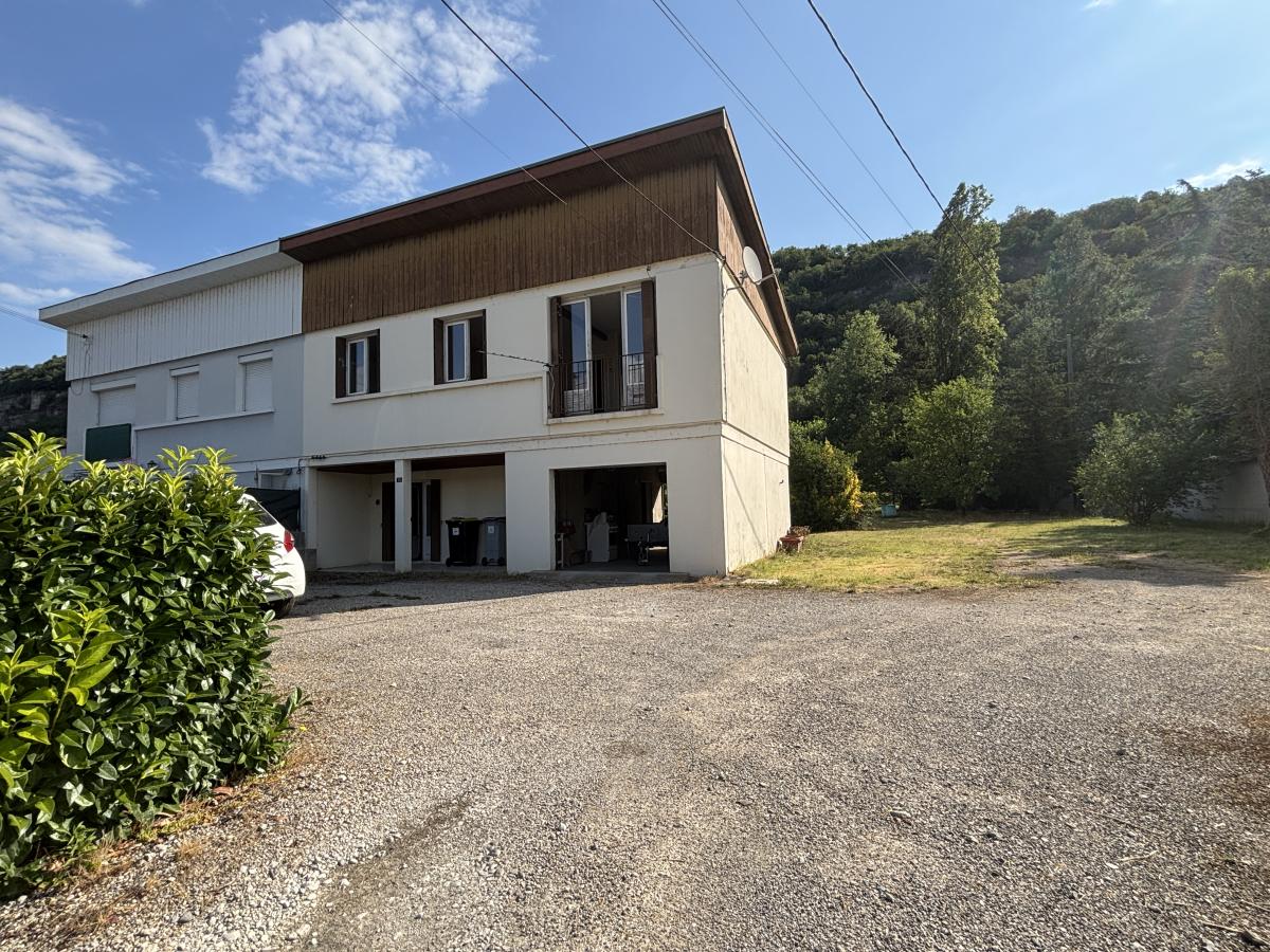 Maison 4 pièces 79 m² · à Sault-Brénaz · 79 m² · 147 000 €